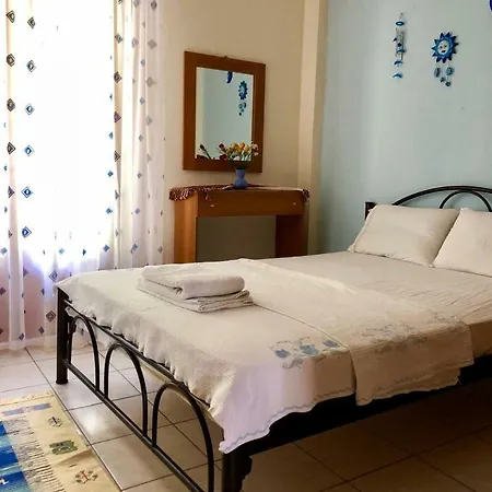 Valia's House- “feels Like Home” *